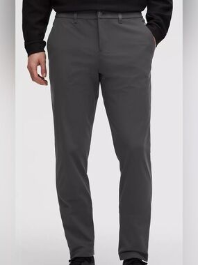 LULULEMON ABC Commission
Warpstreme Pants Obsidian Size 32x35